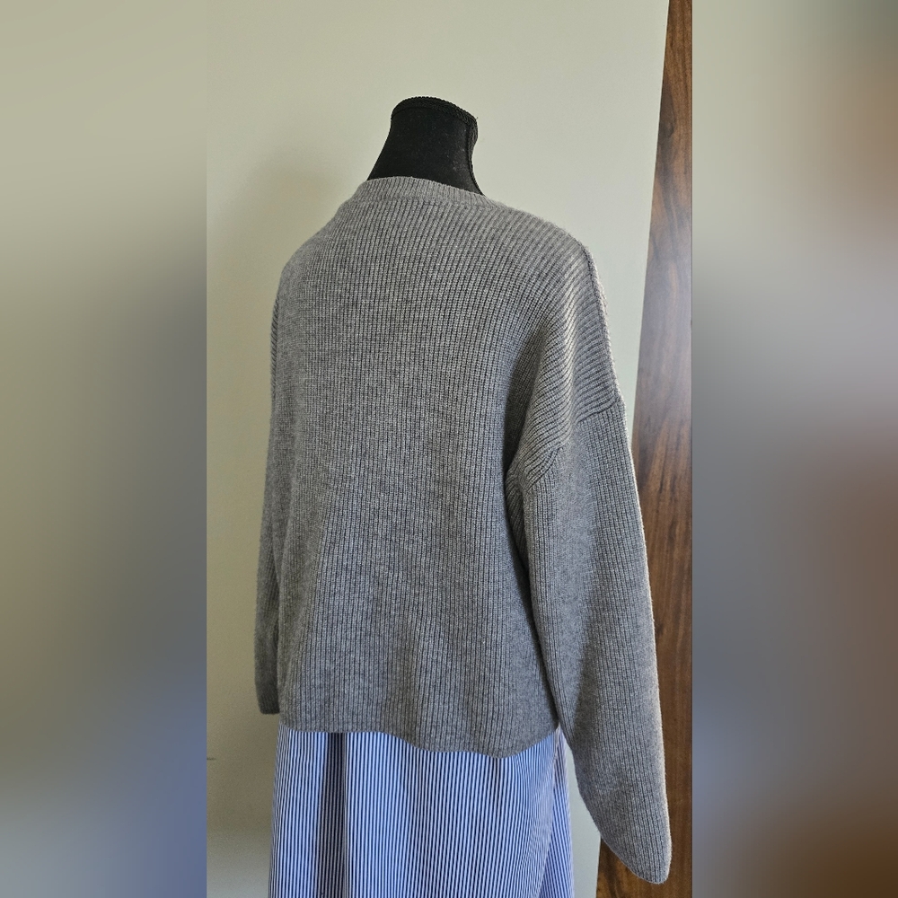 Kinitted Oversized Sweater - Picture 4 of 5